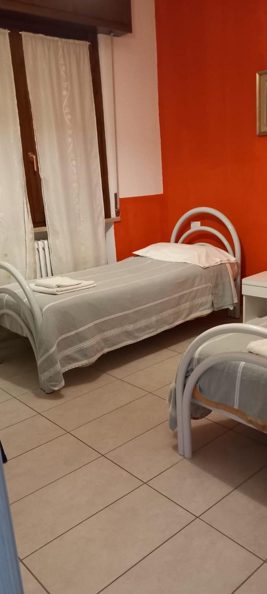 Kola Age Hotel Peschiera del Garda Room photo
